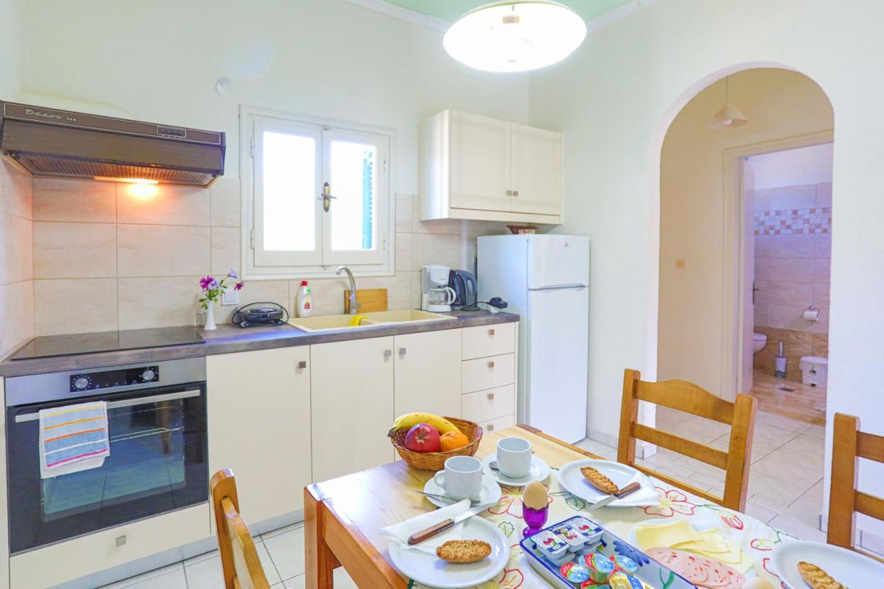 Fran Apartments Agios Spyridon  エクステリア 写真