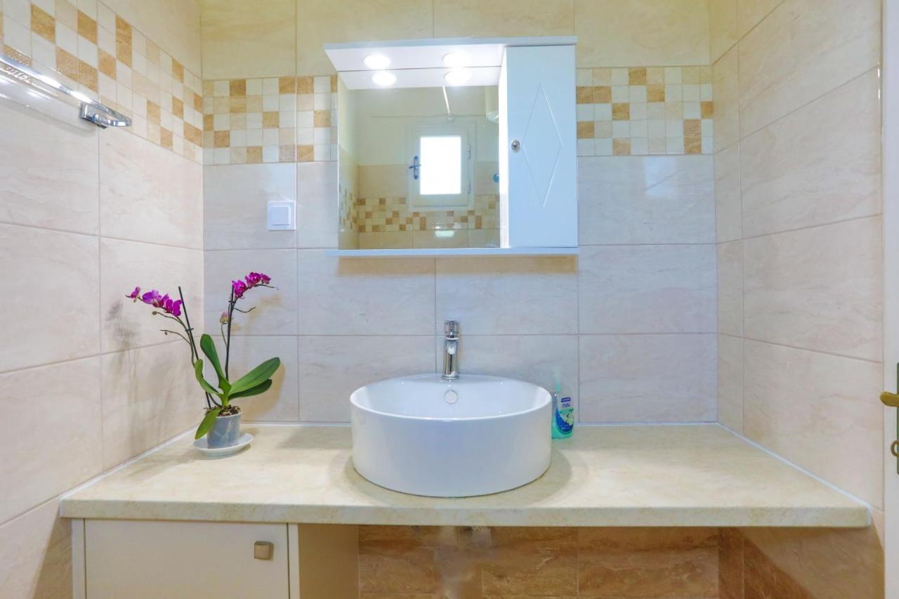 Fran Apartments Agios Spyridon  エクステリア 写真