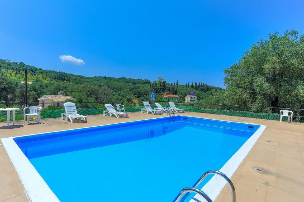 Fran Apartments Agios Spyridon  エクステリア 写真