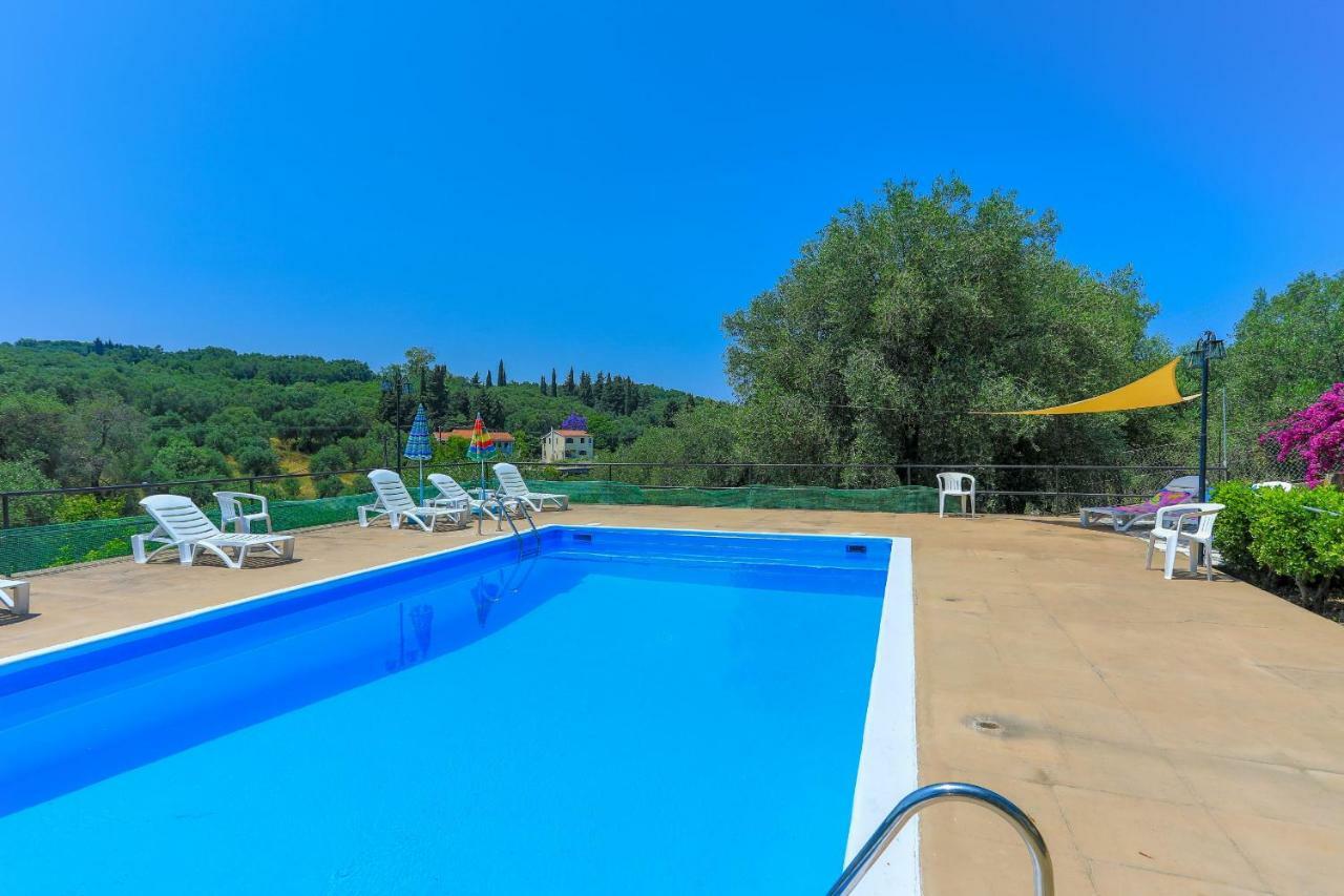 Fran Apartments Agios Spyridon  エクステリア 写真